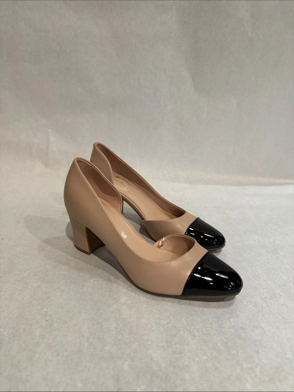 Bandolino Beige Pumps with Black Patent Cap Toe
